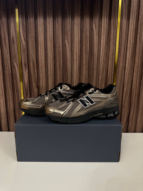 New Balance 1906R — пример из магазина